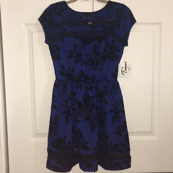 Navy and black dress - Picture 1 of 3